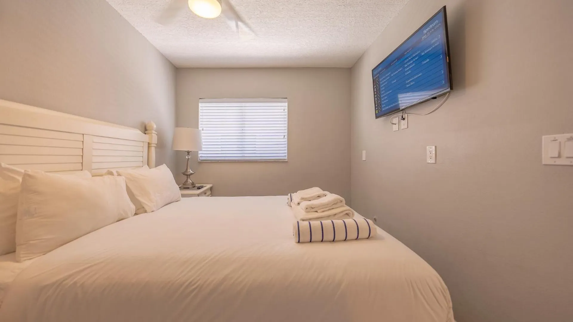 Emerald On The Water - Formerly Belleair Beach Club Clearwater Beach Apartment