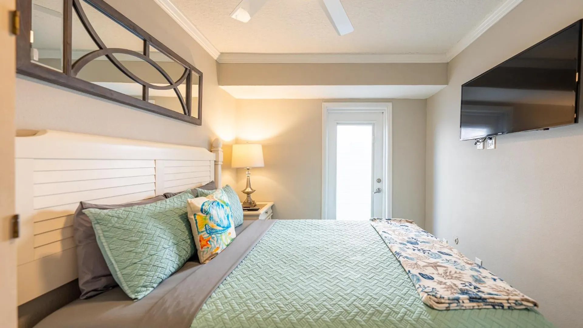 Emerald On The Water - Formerly Belleair Beach Club Clearwater Beach Apartment